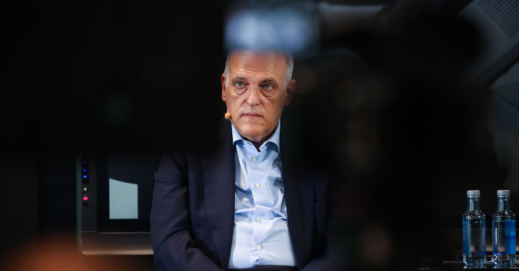 la-liga-sefinin-psg-baskani-veers-ile-davasi-mahkemede-btv4eEwH.jpg