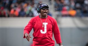 deion-sandersin-jackson-eyaletinden-ayrilmasi-kocluk-dunyasinda-surpriz-degil-9kIPqIeC.jpg