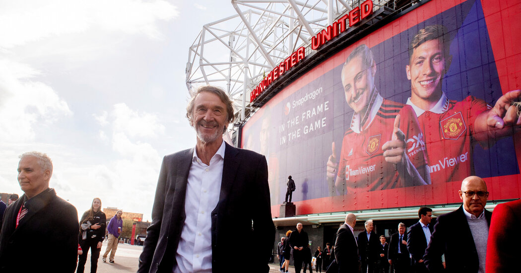 bir-milyarder-manchester-unitedin-bir-parcasini-satin-aldi-artik-bunu-onaylamak-gerekiyor-nQsSPJj6.jpg