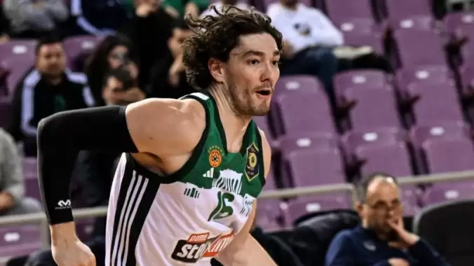 ergin-ataman-ve-cedi-osmanli-panathinaikos-bc-olympiakosu-devirdi-kupayi-kaldirdi-bK3pzfFP.jpg