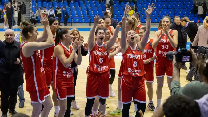 fiba-2025-bayanlar-avrupa-basketbol-sampiyonasinin-kura-cekimi-8-martta-yapilacak-9fZyBlfV.jpg