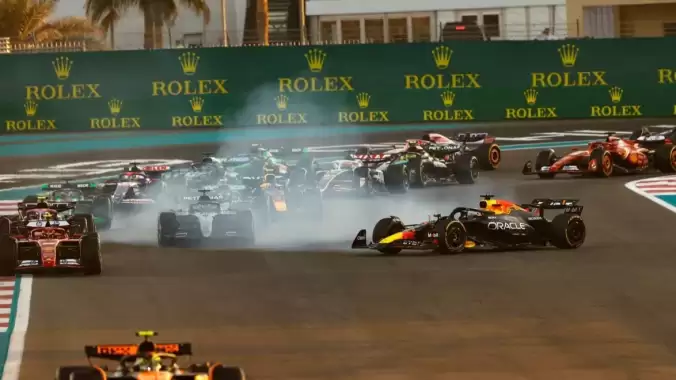 formula-1-haberleri-max-verstappen-oscar-piastriden-ozur-diledi-XkLZjZi2.jpg