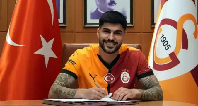 galatasaray-yeni-eren-elmali-paylasimi-ile-o-tartismali-konuma-gonderme-yapti-Cq3Vlr5A.jpg