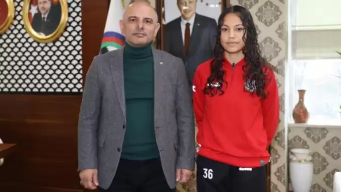 korfez-grubundan-galatasaraya-transfer-mutabakat-saglandi-XYnfQT2W.jpg