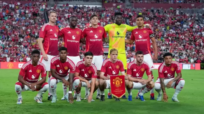 manchester-unitedda-kriz-yalnizca-sandvic-ve-corba-verecekler-vsVbCWlu.jpg