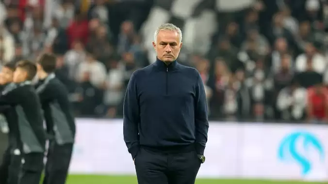 mourinho-hakem-odasindaki-konusmalari-acikladi-turk-hakeme-FfAPvJs6.jpg