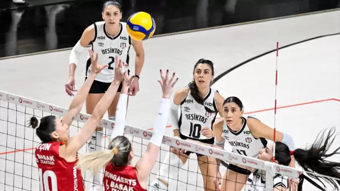 besiktas-galatasaray-daikin-0-3-mac-sonucu-yazili-ozet-Tfz39pHm.jpg