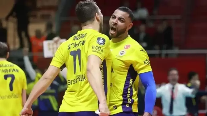 fenerbahce-halkbanki-meskeninde-rahat-gecti-iNb7Saqi.jpg