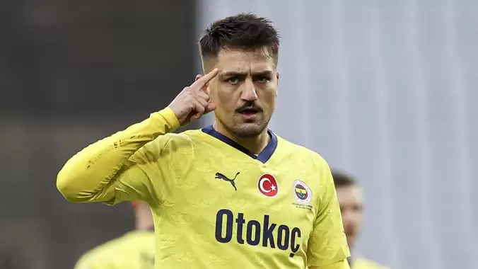 flas-cengiz-under-iddiasi-besiktastan-iki-futbolcunun-ikaziyla-transferden-vazgecmis-BBl9M3IN.jpg