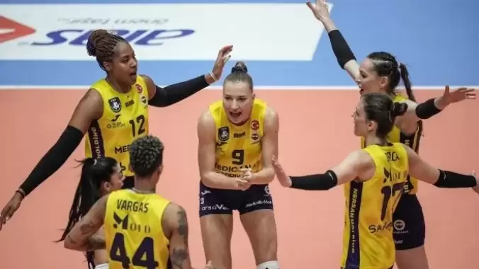 ozet-fenerbahce-sariyerden-galibiyetle-donuyor-EQyIfTb1.jpg