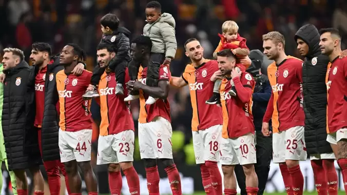 super-ligde-2-puan-farkla-sampiyon-galatasaray-i1ZnBCEr.jpg