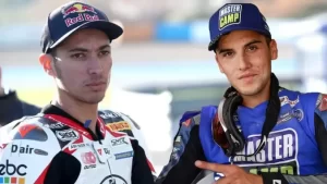 toprak-razgatlioglu-ile-bahattin-sofuoglu-dunya-superbiketa-rakip-olacak-L9939xJB.jpg