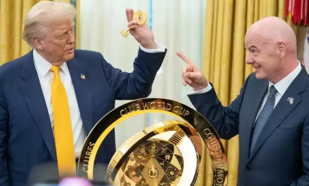 trump-ve-infantino-2025-fifa-kulupler-dunya-kupasini-tanitti-rO8VPf3z.jpg