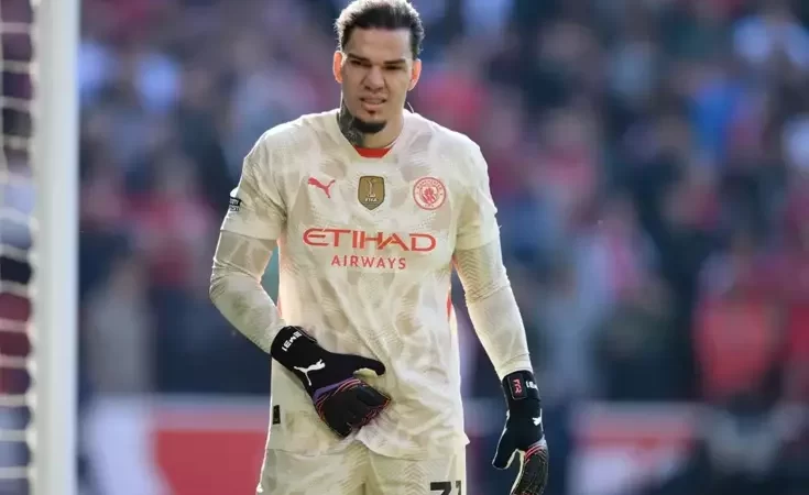 ederson-galatasaray-icin-gemileri-yakti-18956148_9695_amp.jpg