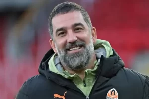 arda-turan-in-shakhtar-donetsk-i-surprize-izin-19300556_8892_amp