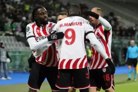 galibiyet-ucundan-kacti-samsunspor-lider-geldi-19300564_1001_amp